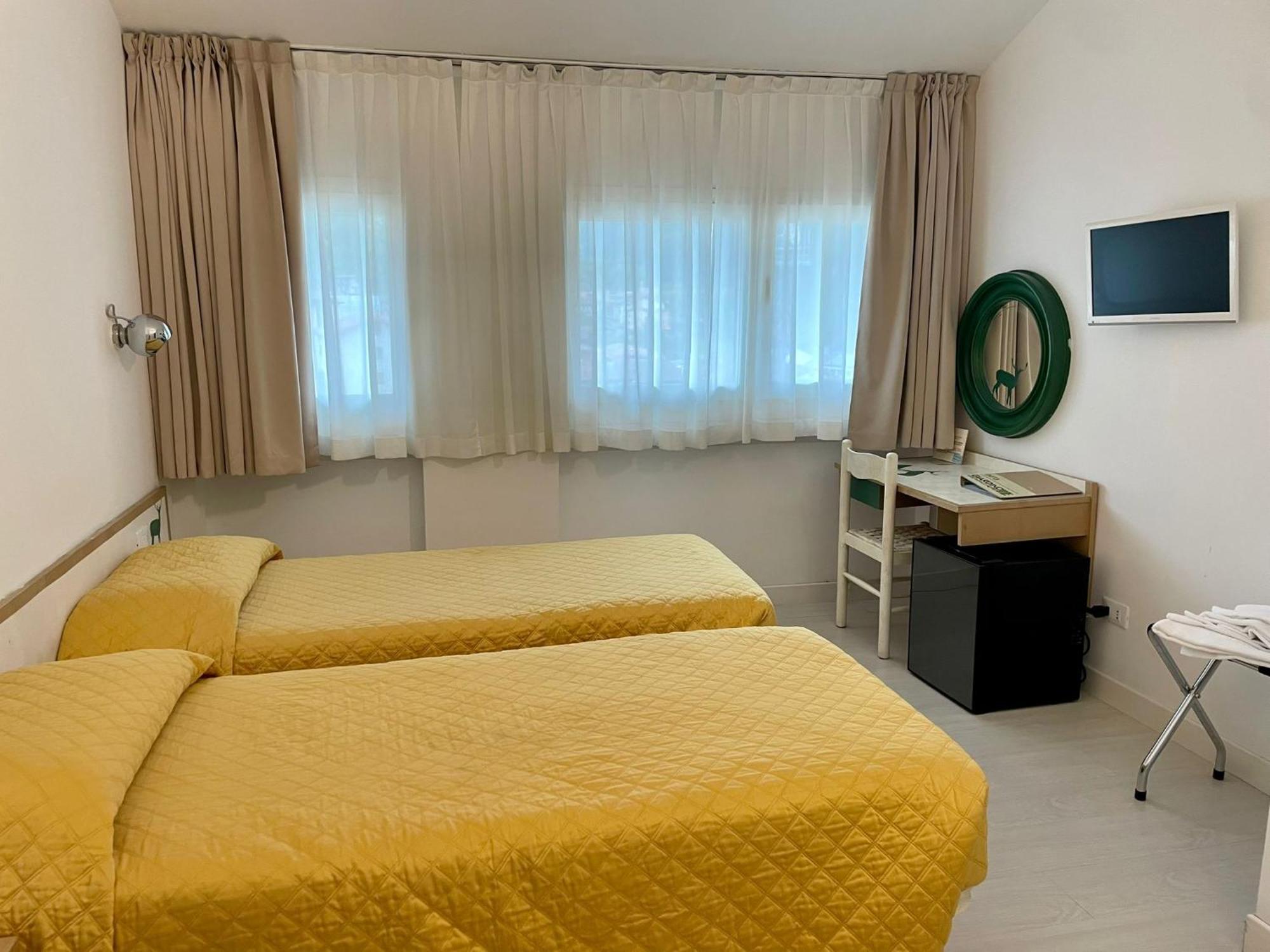 Hotel Giardino เบรโน ภายนอก รูปภาพ